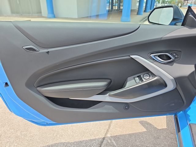 Used 2023 Chevrolet Camaro SS RWD image 10