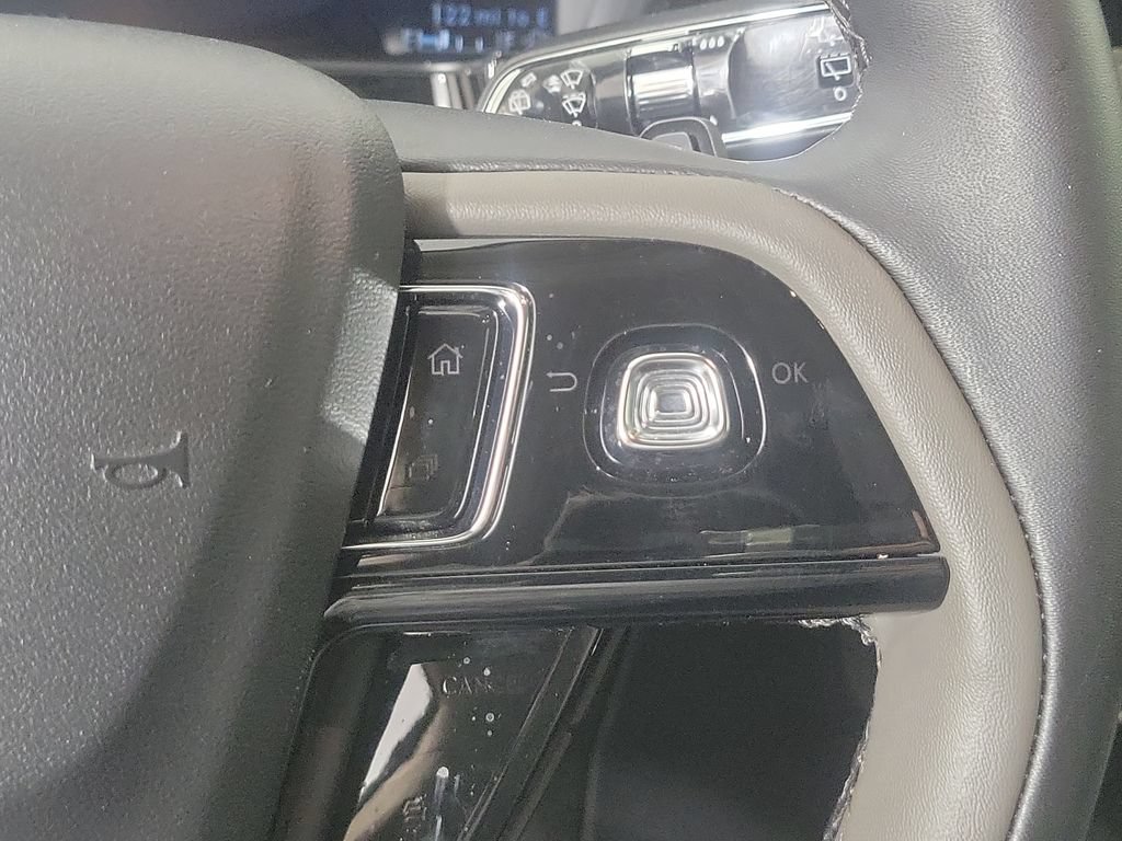 Certified 2025 Lincoln Corsair FWD image 23