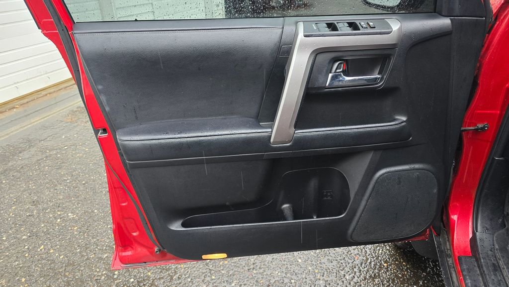 Used 2020 Toyota 4Runner SR5 image 23