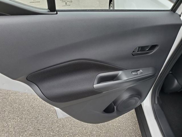 Certified 2025 Nissan Kicks Play S image 13