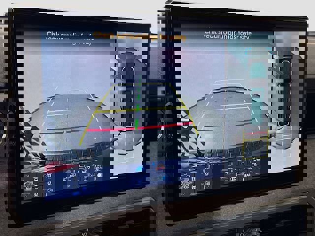 Certified 2025 Toyota 4Runner Trailhunter image 13