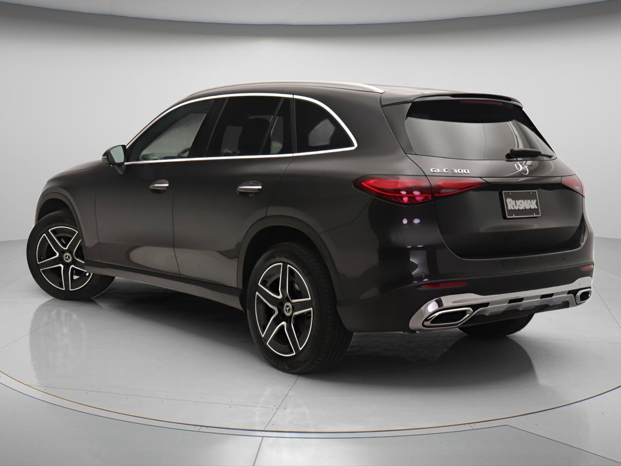 New 2026 Mercedes-Benz GLC 300 image 2