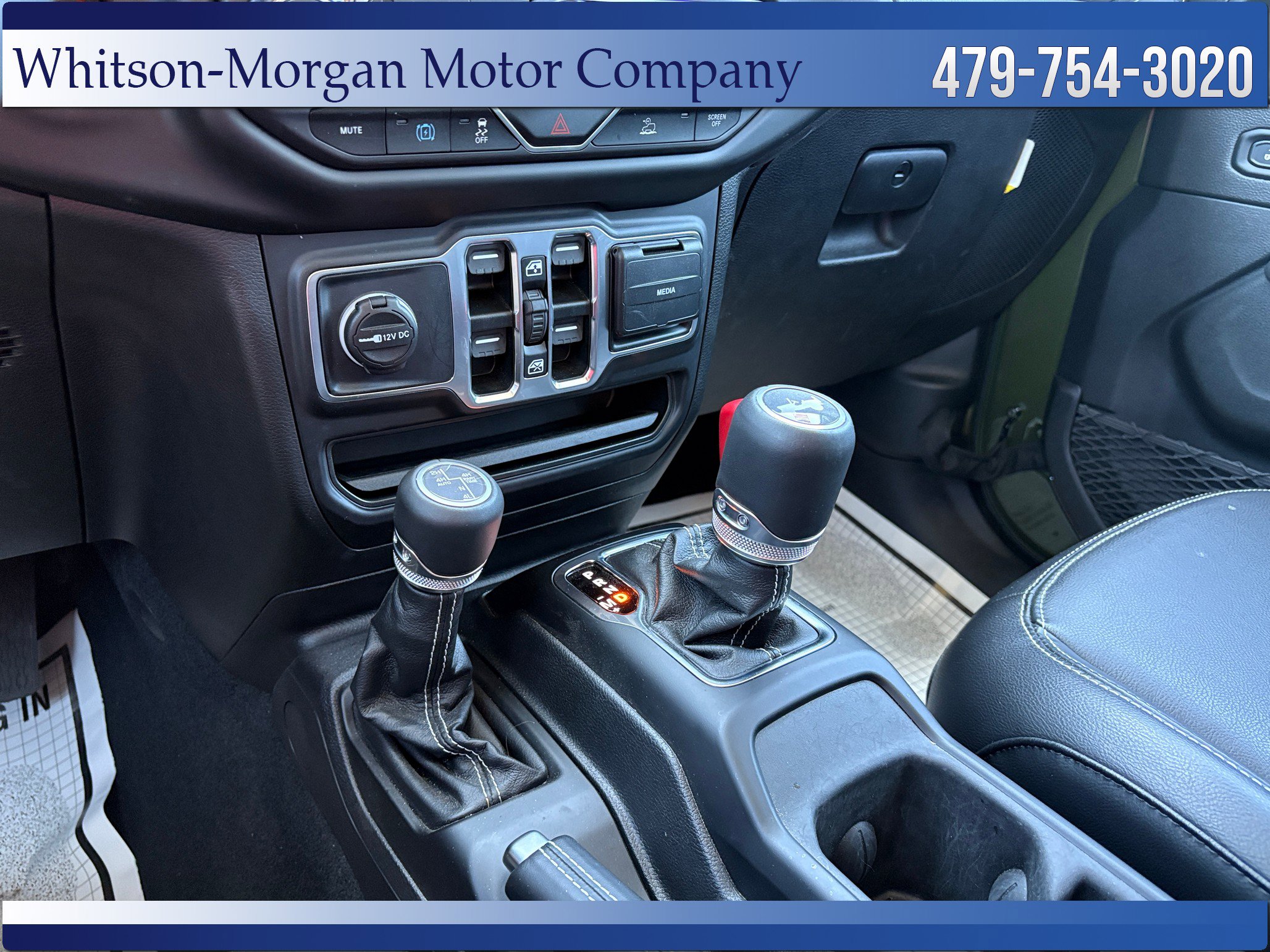 Used 2023 Jeep Wrangler Unlimited Sahara AWD/4WD image 11
