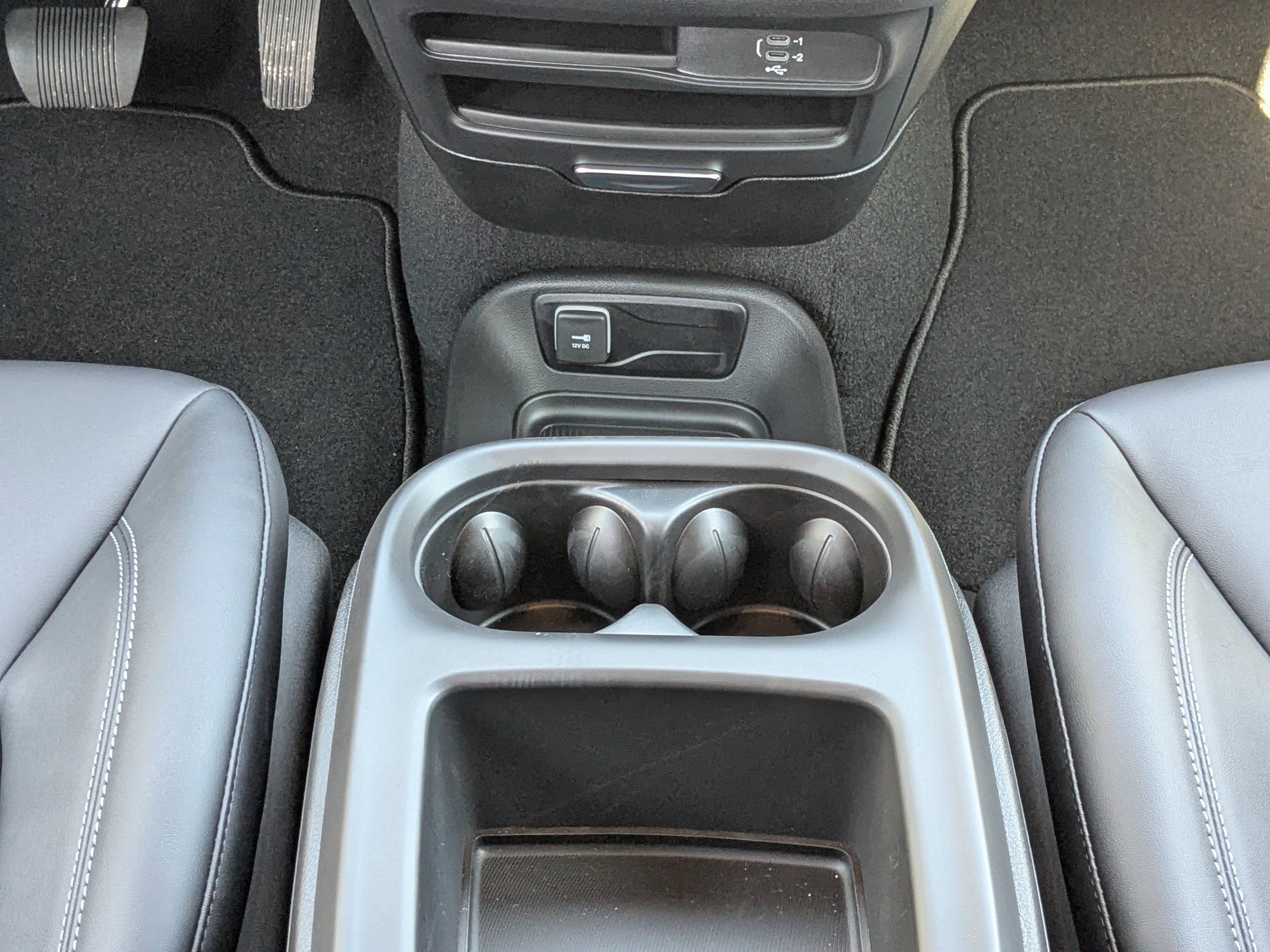 New 2026 Chrysler Pacifica Select image 18