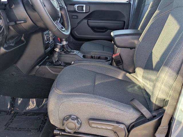 Used 2024 Jeep Wrangler Unlimited Sport AWD/4WD image 14