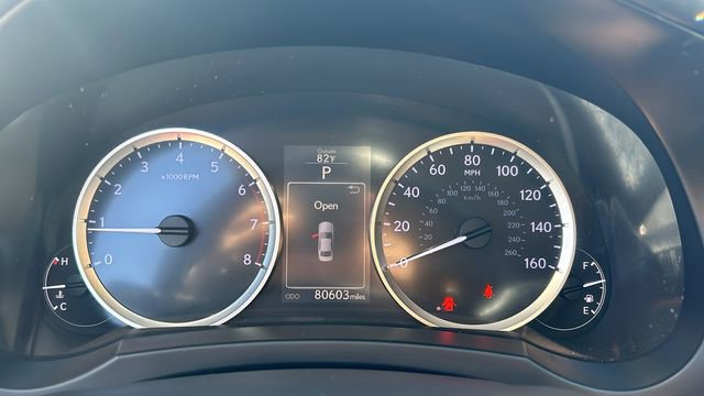 Used 2016 Lexus IS 200t RWD image 18