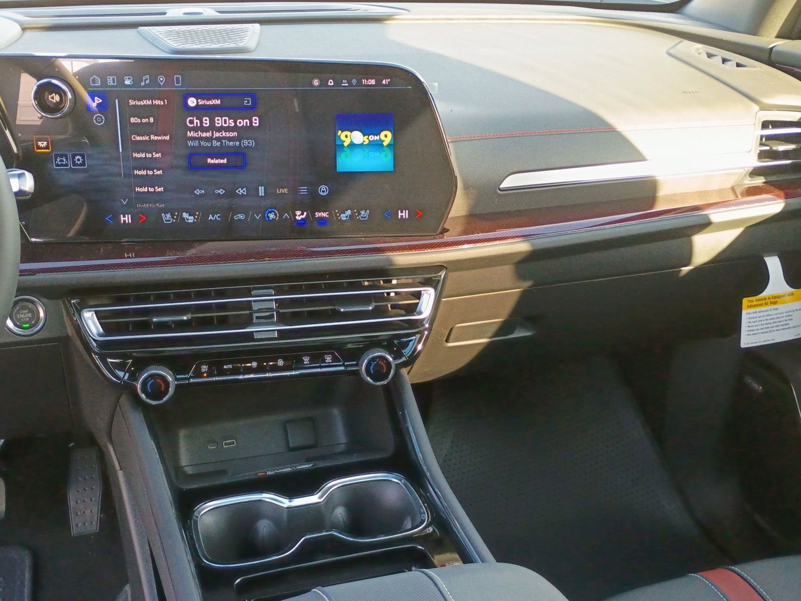 New 2026 Chevrolet Traverse RS image 27