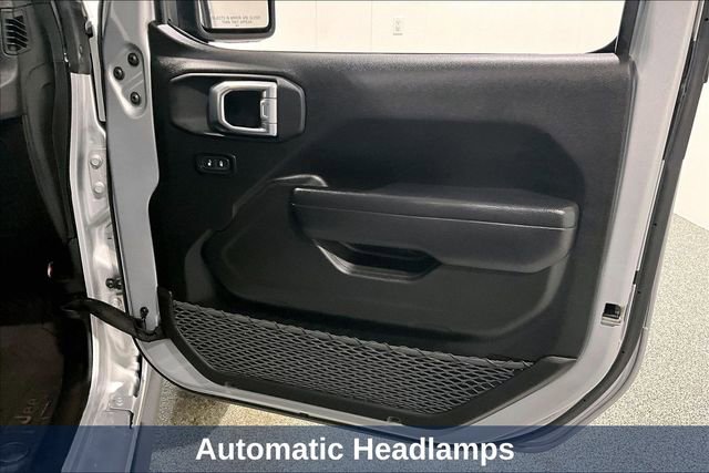 Used 2024 Jeep Wrangler Unlimited Sport AWD/4WD image 38