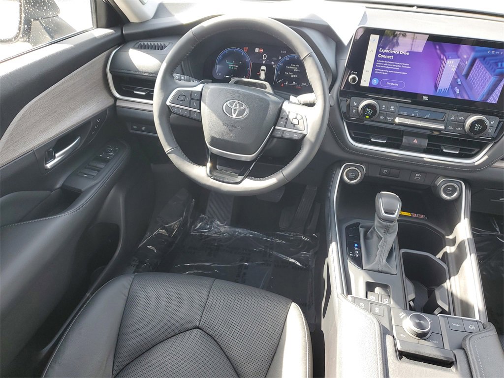 Used 2024 Toyota Grand Highlander Platinum image 23