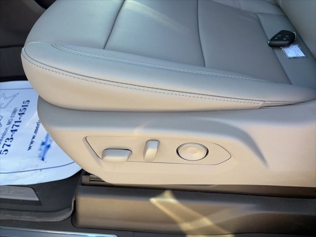 New 2026 GMC Sierra 3500 SLT image 18