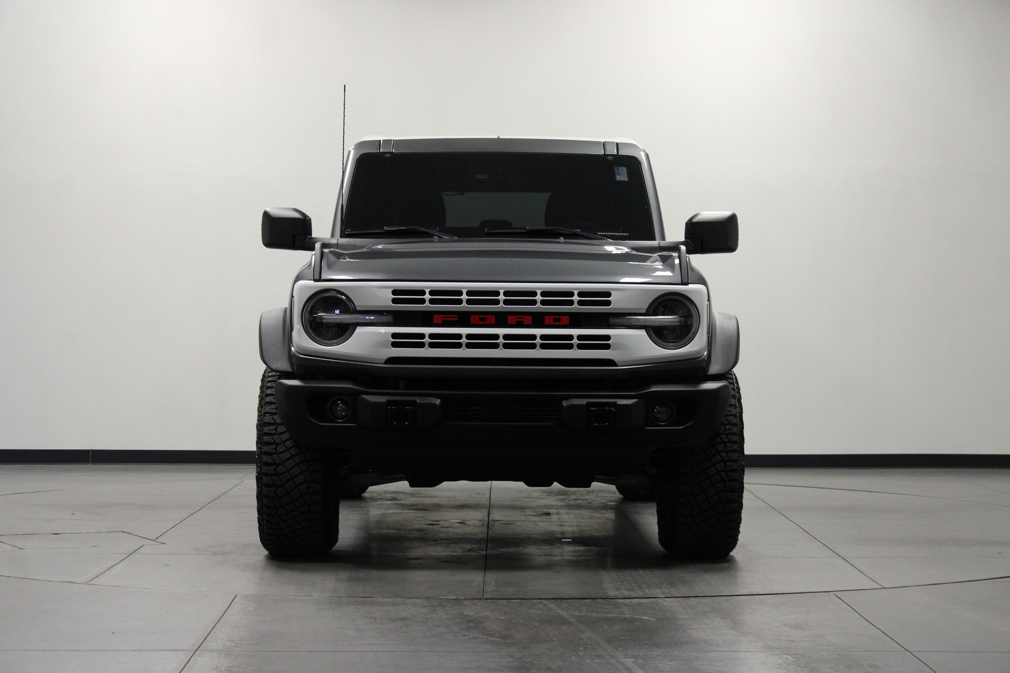 Used 2023 Ford Bronco Heritage Edition image 9