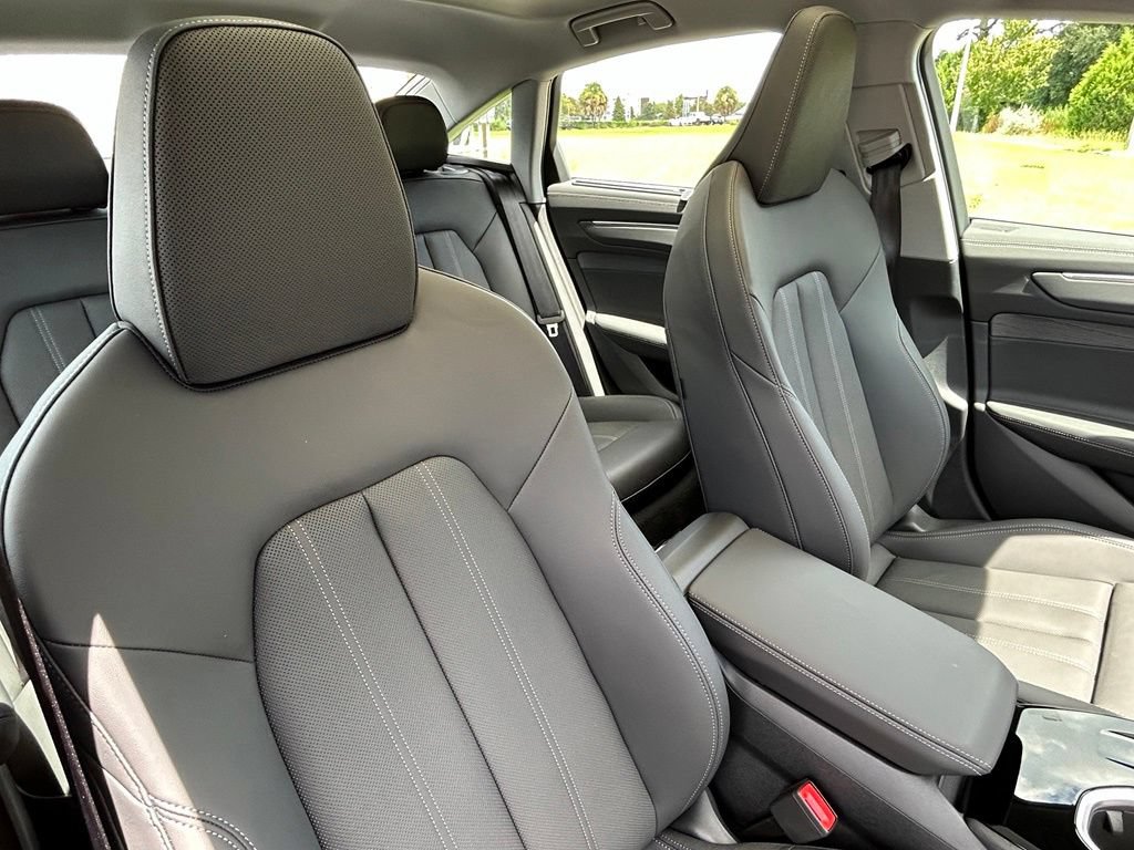 New 2026 Audi A6 Premium Plus AWD/4WD image 41