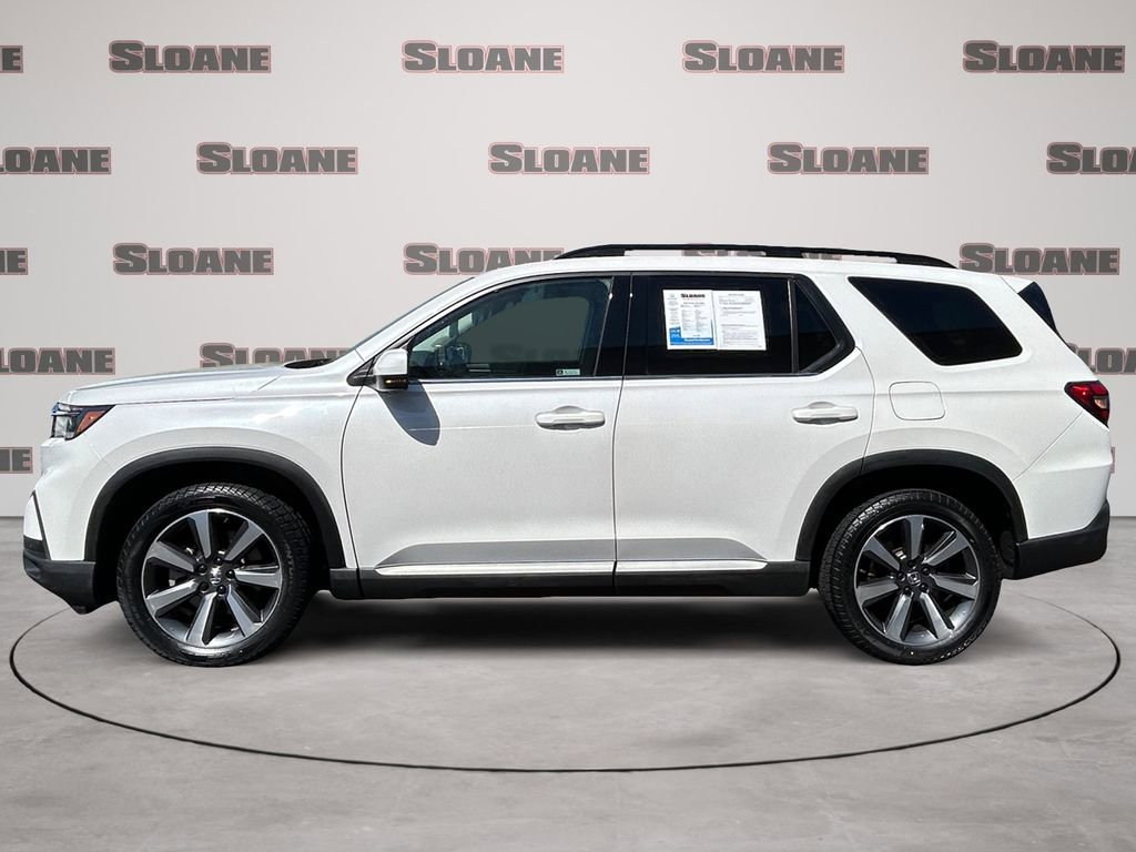 Used 2023 Honda Pilot Elite image 2