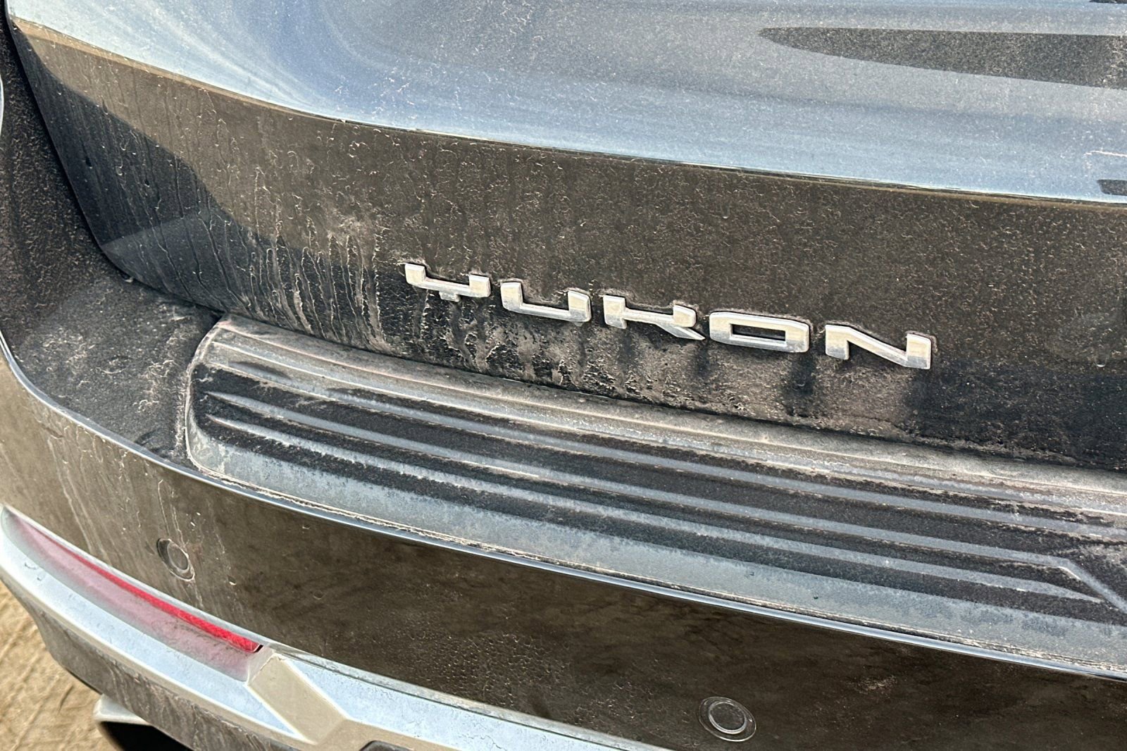 Used 2026 GMC Yukon XL Denali w/ Sun & Power Step Package image 5