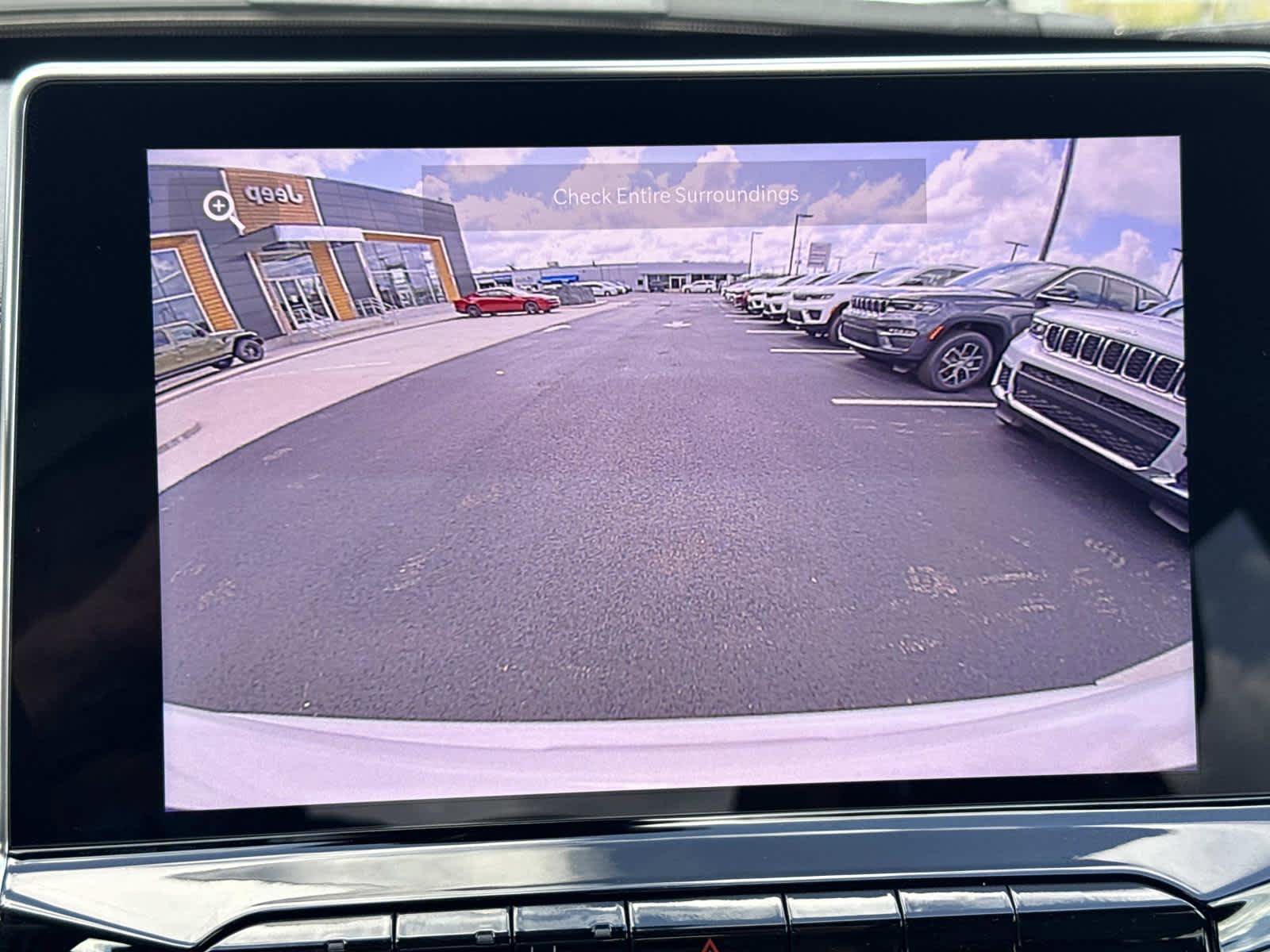 New 2026 Jeep Compass Latitude image 17