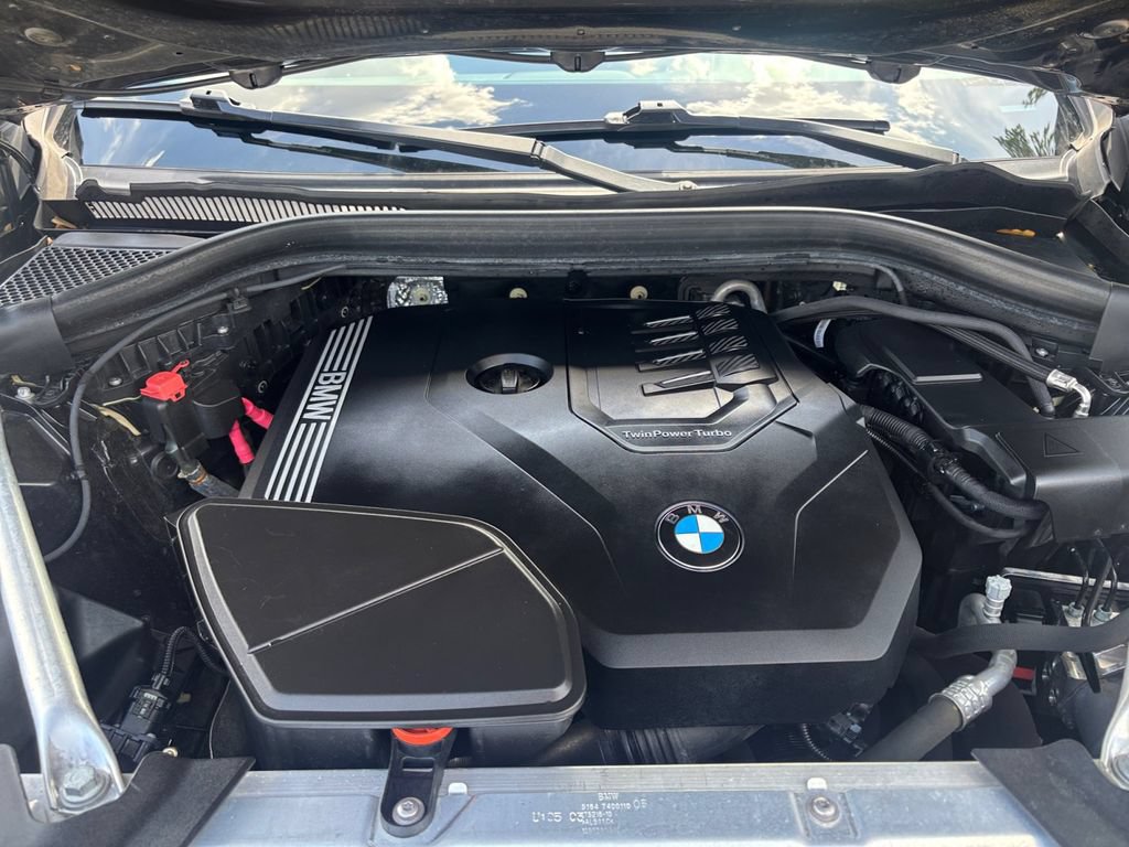 Used 2021 BMW X4 xDrive30i AWD/4WD image 18