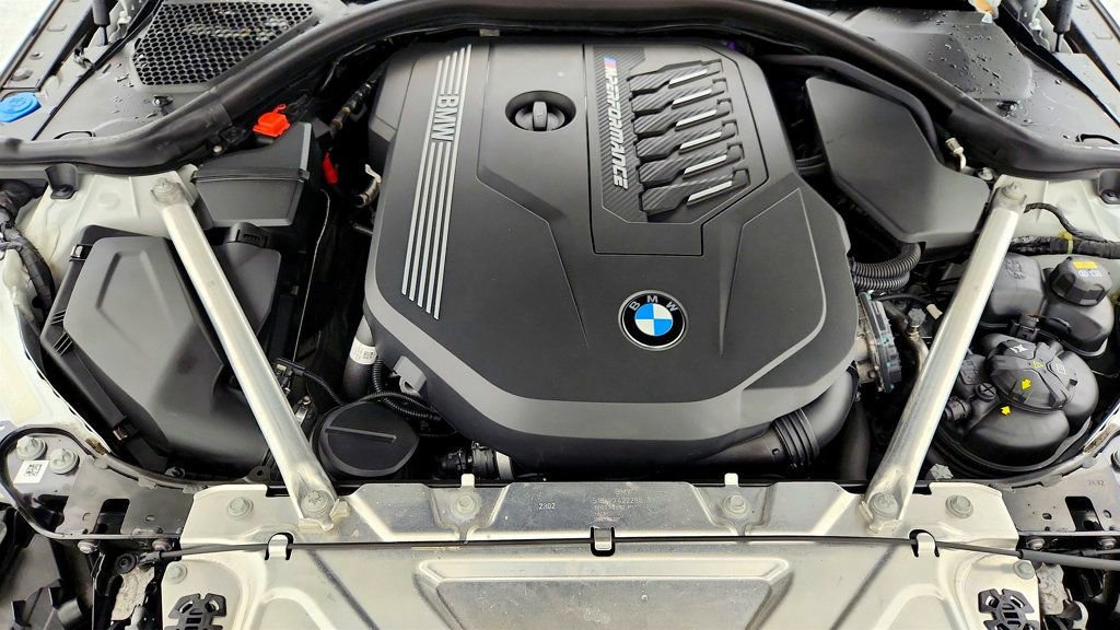 Used 2023 BMW 440i xDrive Coupe w/ Premium Package image 32