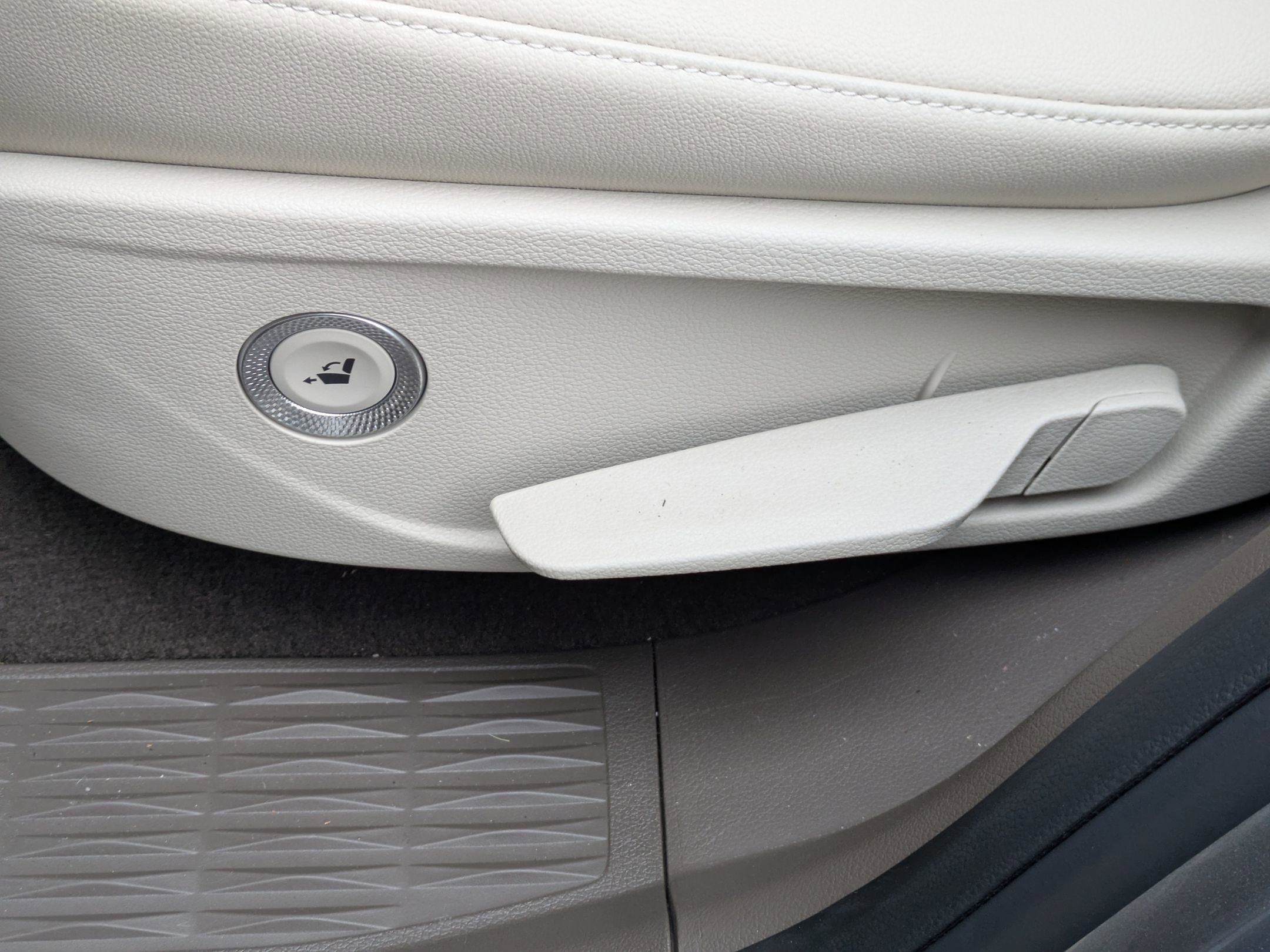 Used 2024 Genesis GV80 3.5T w/ Advanced Package image 29