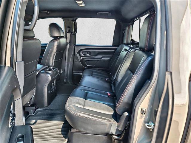 Used 2022 Nissan Titan PRO-4X w/ Pro-4x Convenience Package AWD/4WD image 19