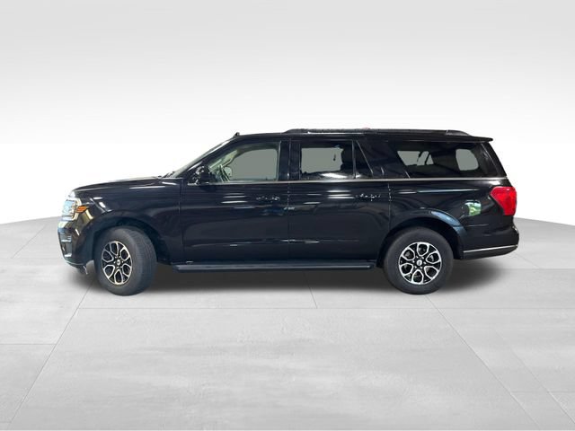 Used 2024 Ford Expedition Max XLT AWD/4WD image 3