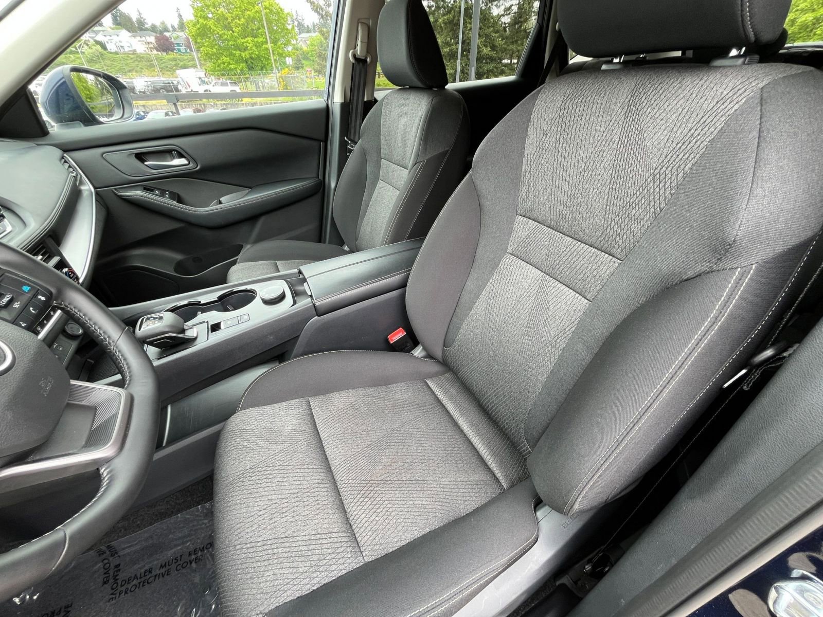 Used 2025 Nissan Rogue SV AWD/4WD image 38