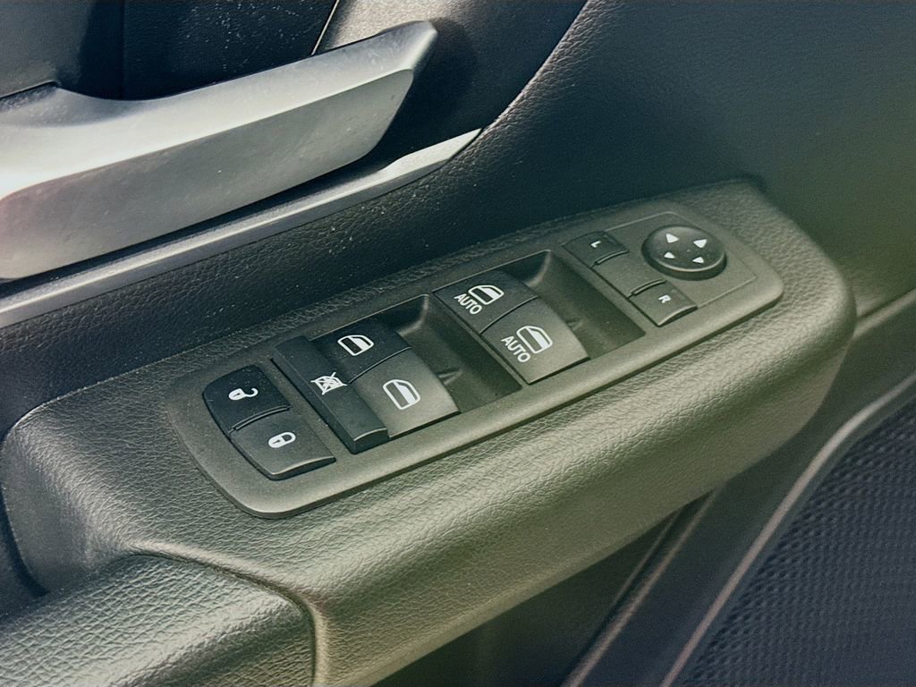 Used 2022 RAM 1500 Big Horn image 18