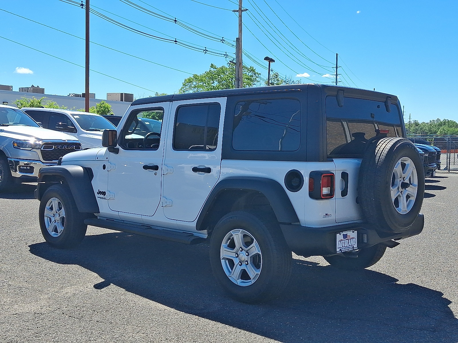 Used 2022 Jeep Wrangler Unlimited Sport AWD/4WD image 5