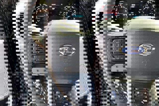 Used 2022 Ford F150 XLT w/ Trailer Tow Package image 17