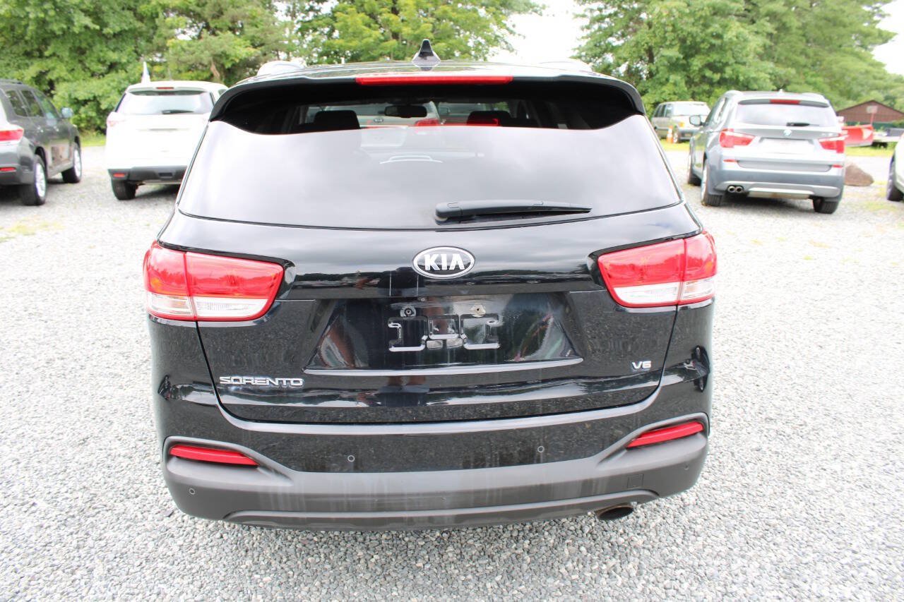 Used 2016 Kia Sorento LX w/ LX Convenience Package AWD/4WD image 8