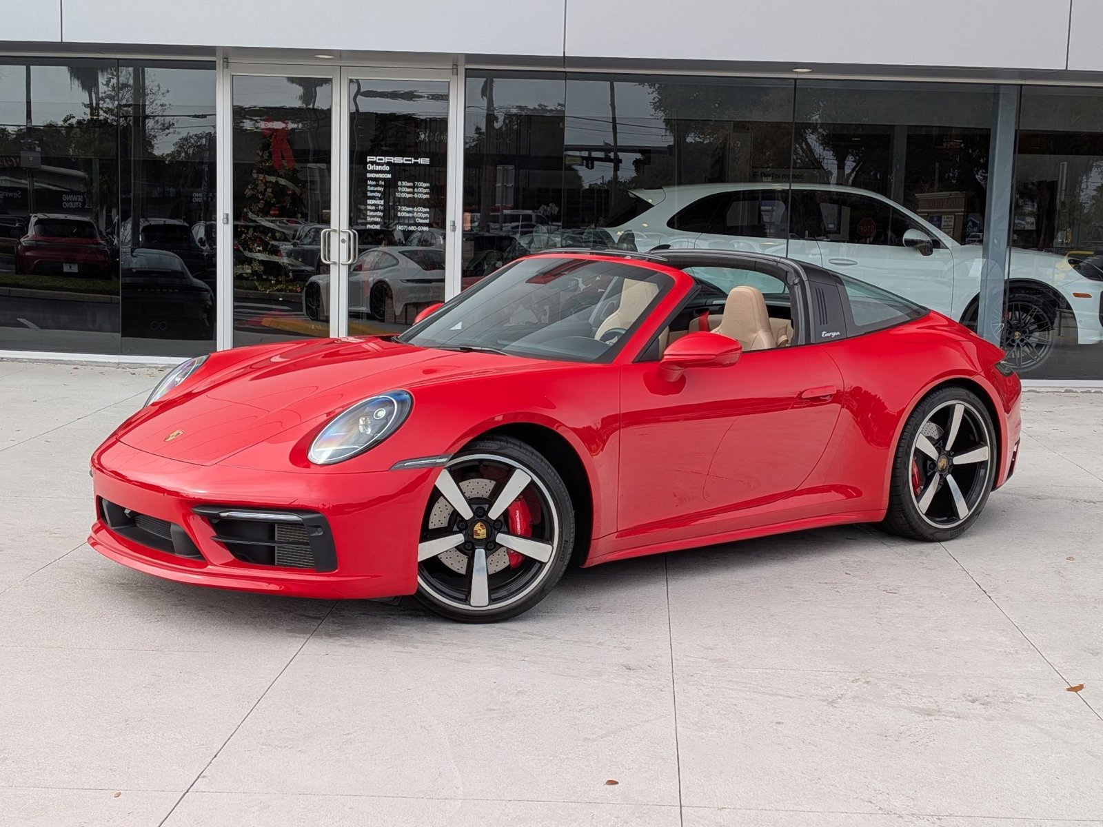 Certified 2021 Porsche 911 Targa 4S w/ Premium Package image 29