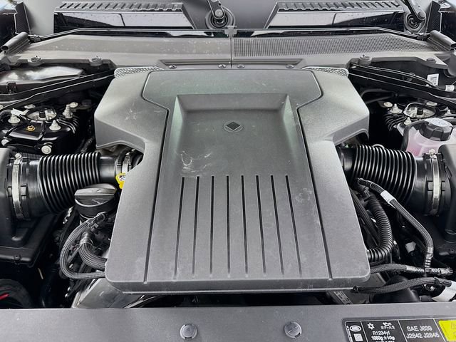 New 2026 Land Rover Defender 110 OCTA AWD/4WD image 32