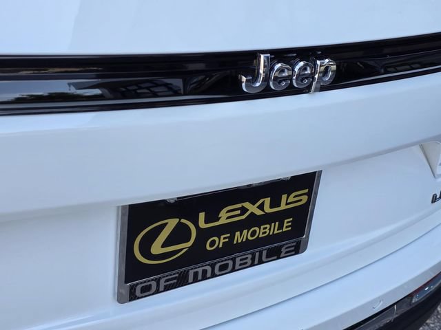 Used 2024 Jeep Grand Cherokee Limited w/ Luxury Tech Group II RWD image 35