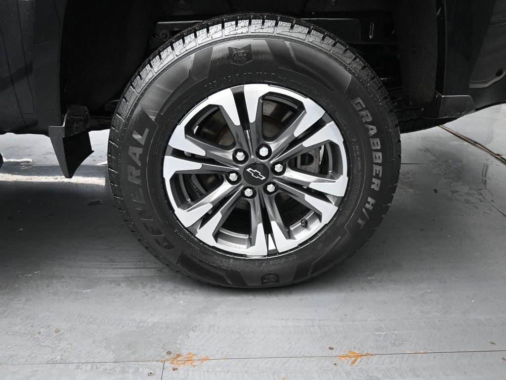 Used 2022 Chevrolet Colorado Z71 image 11