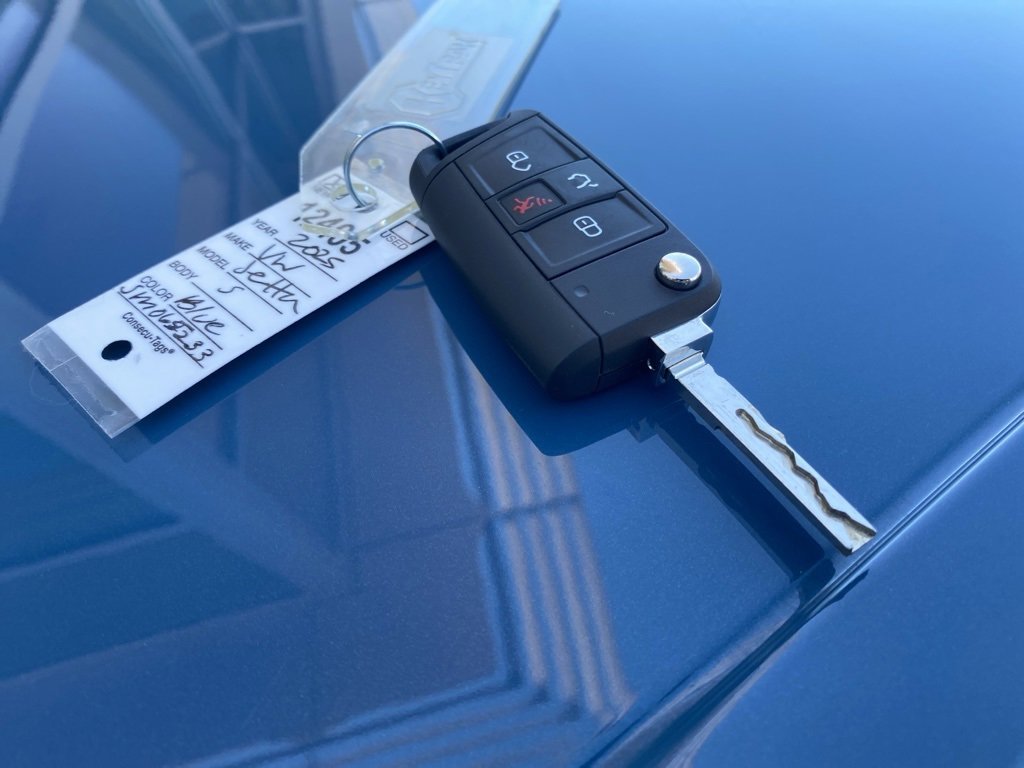 New 2025 Volkswagen Jetta S image 32