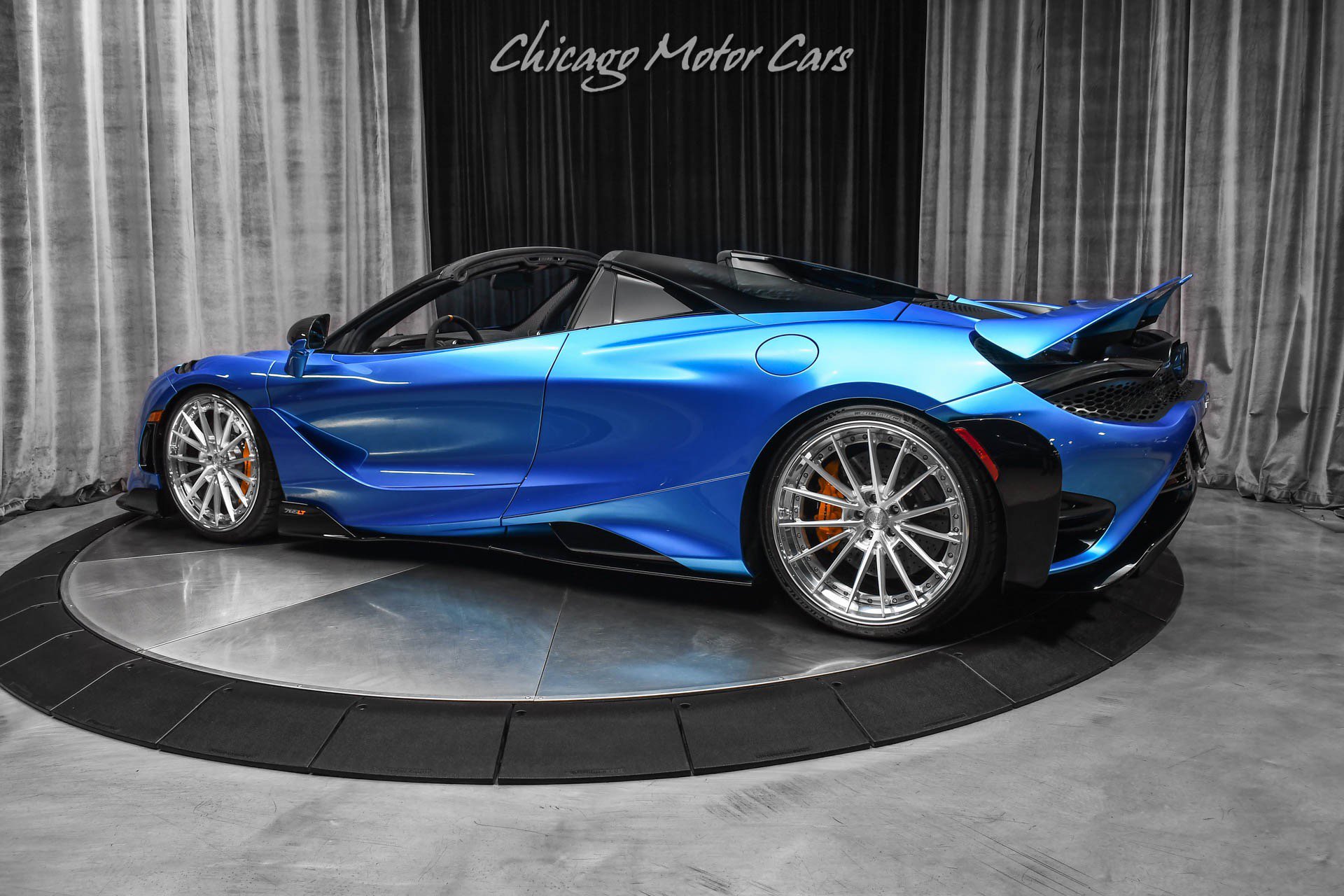 Used 2022 McLaren 765LT image 3