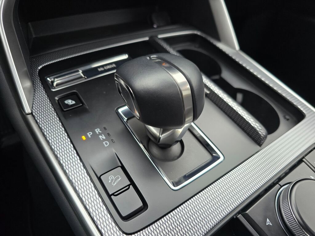 Certified 2024 MAZDA CX-90 Plug-In Hybrid w/ Preferred image 22