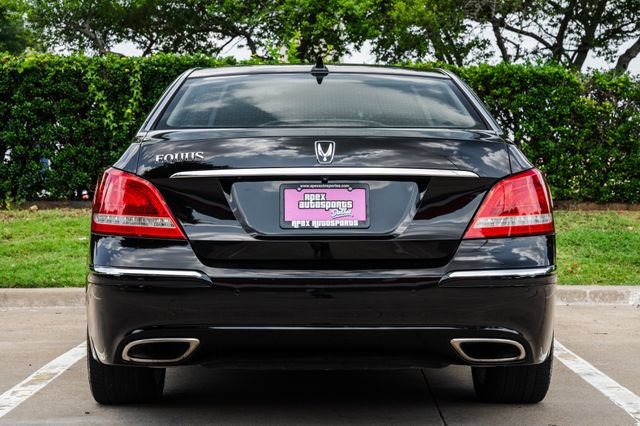 Used 2012 Hyundai Equus Signature RWD image 17