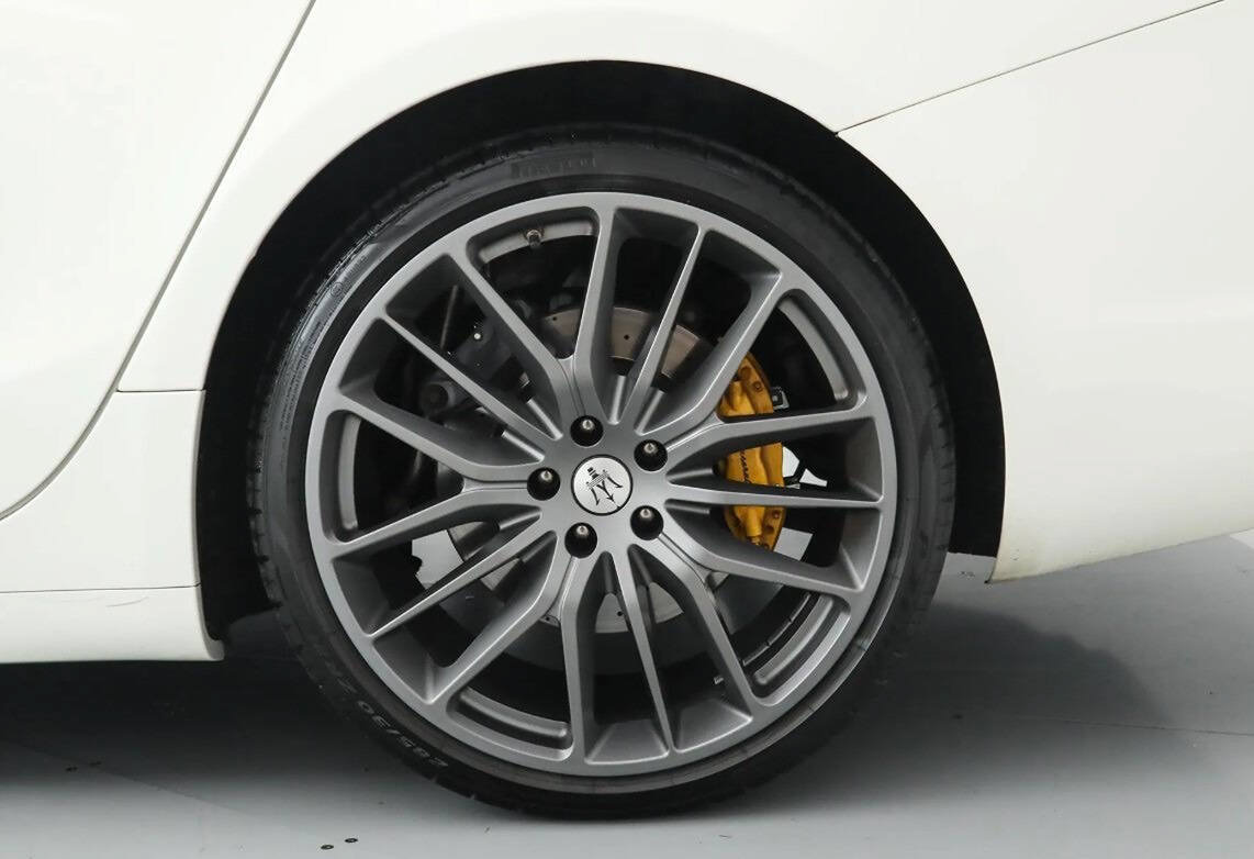 Used 2022 Maserati Ghibli Modena RWD image 27