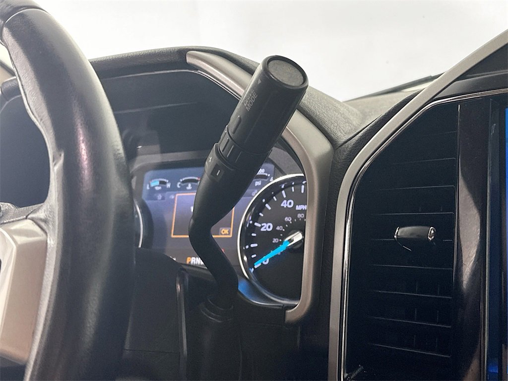 Used 2022 Ford F250 Lariat w/ Chrome Package image 16