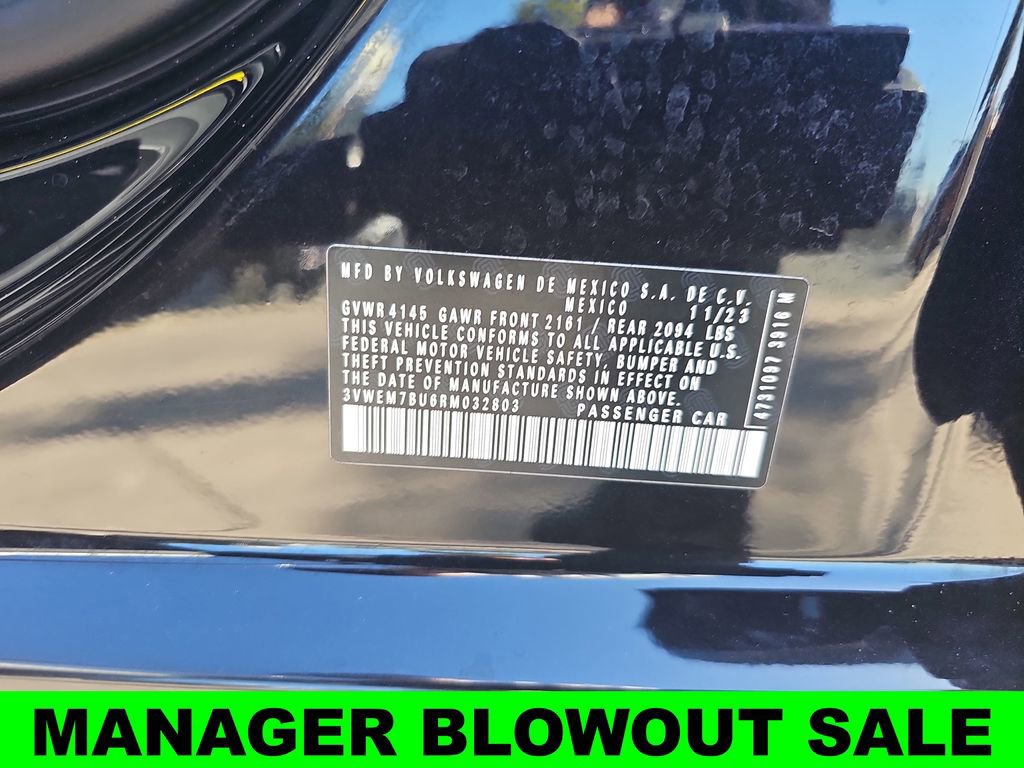 Used 2024 Volkswagen Jetta SE image 41
