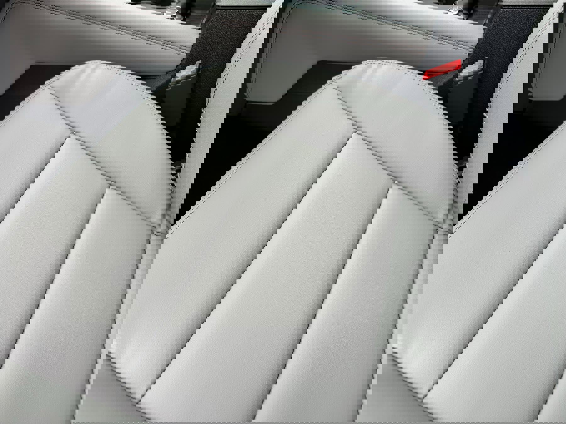 New 2026 Ford Explorer Active w/ Active Comfort Package image 30