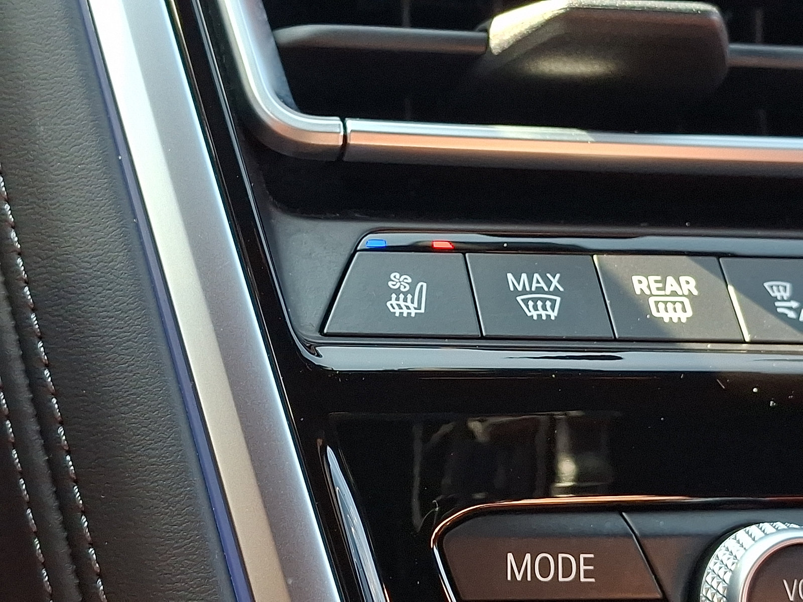 Used 2022 BMW M8 Competition AWD/4WD image 28