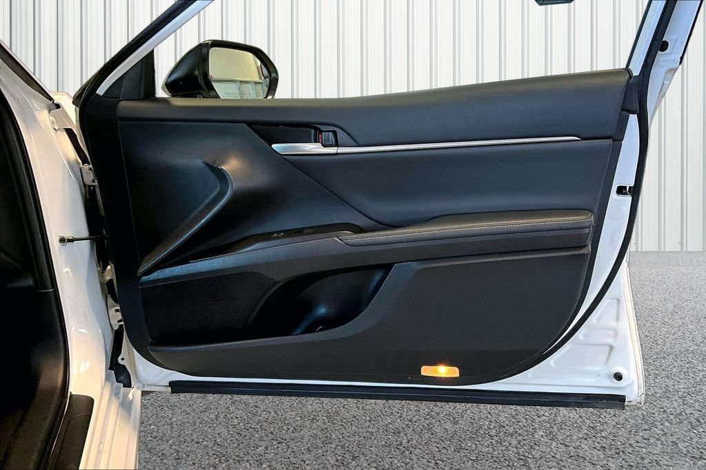 Used 2024 Toyota Camry XSE w/ Navigation Package FWD image 19