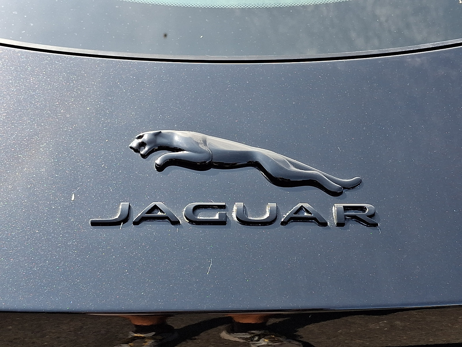 Used 2021 Jaguar F-TYPE R AWD/4WD image 29