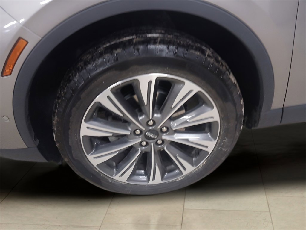 Used 2021 Lincoln Corsair Reserve image 26