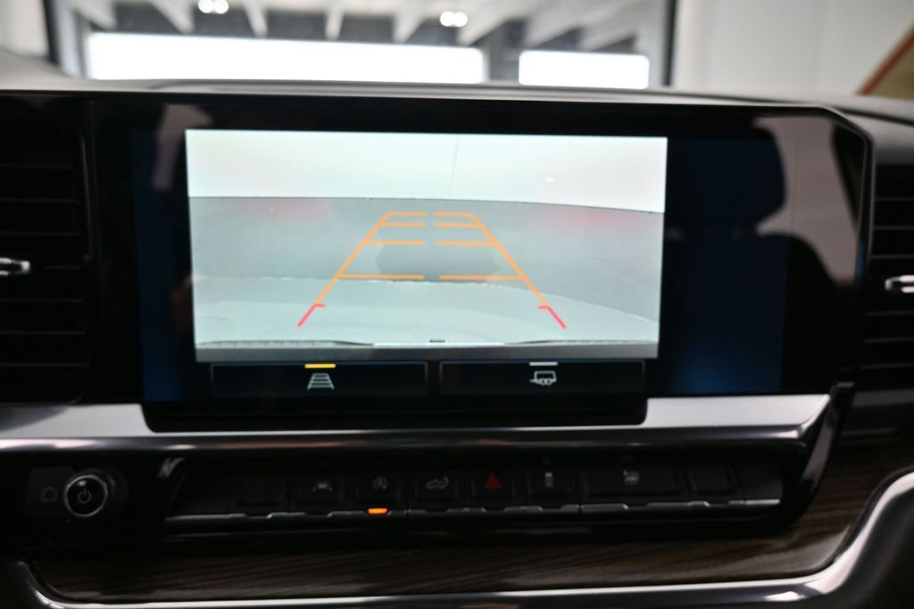 Used 2024 Chevrolet Silverado 1500 LT RWD image 20