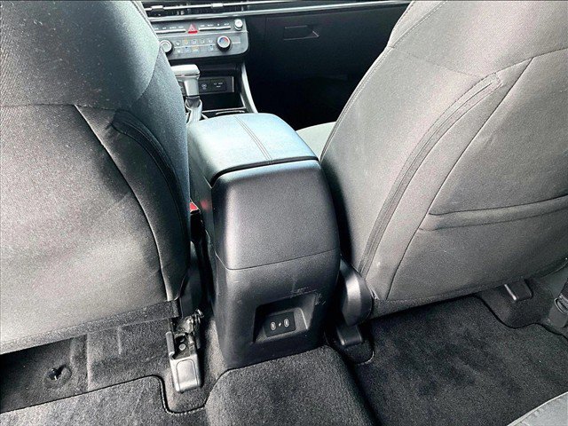 Used 2025 Hyundai Tucson SE FWD image 25