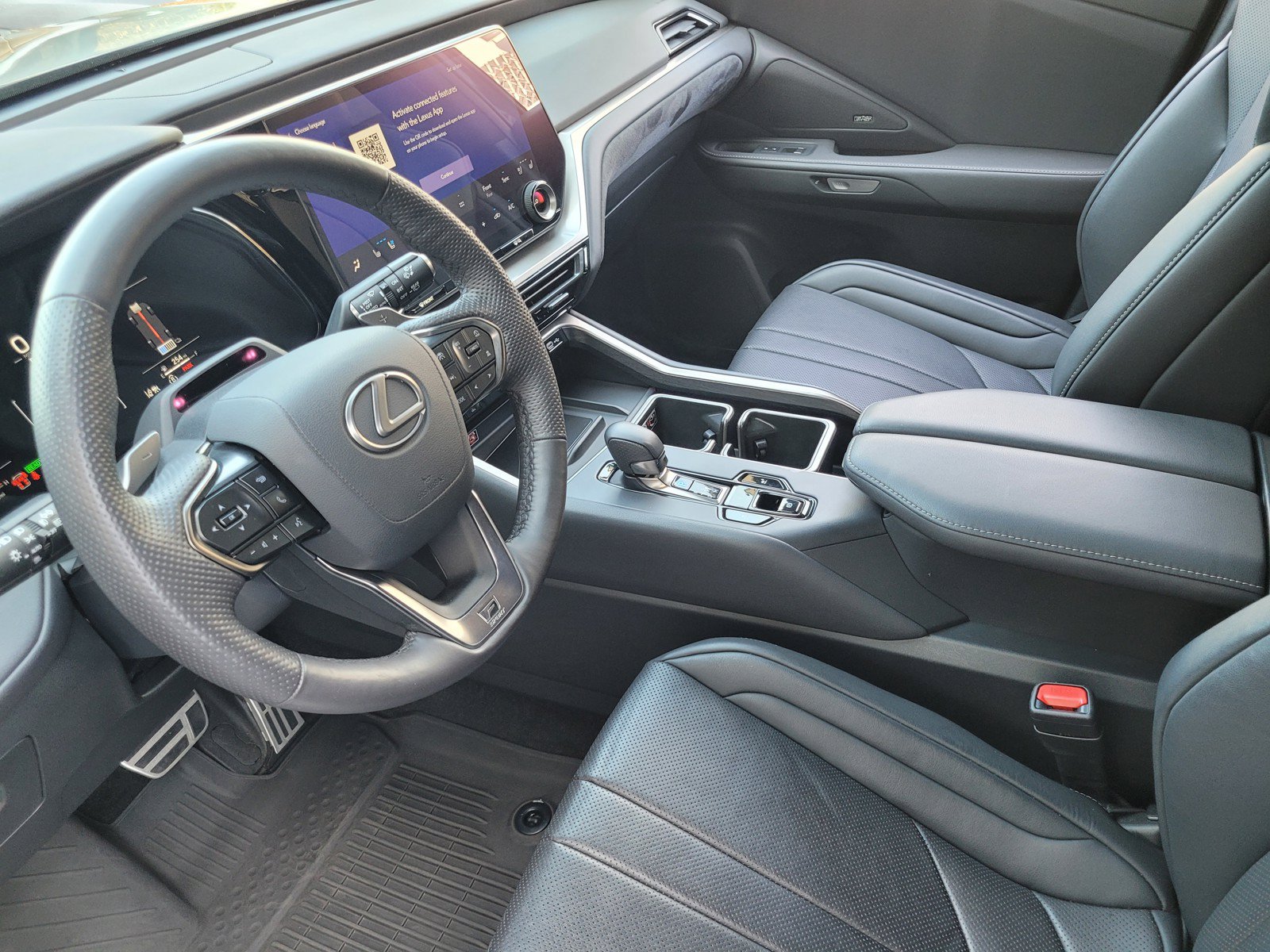 Certified 2024 Lexus TX 500h AWD w/ Technology Package image 19