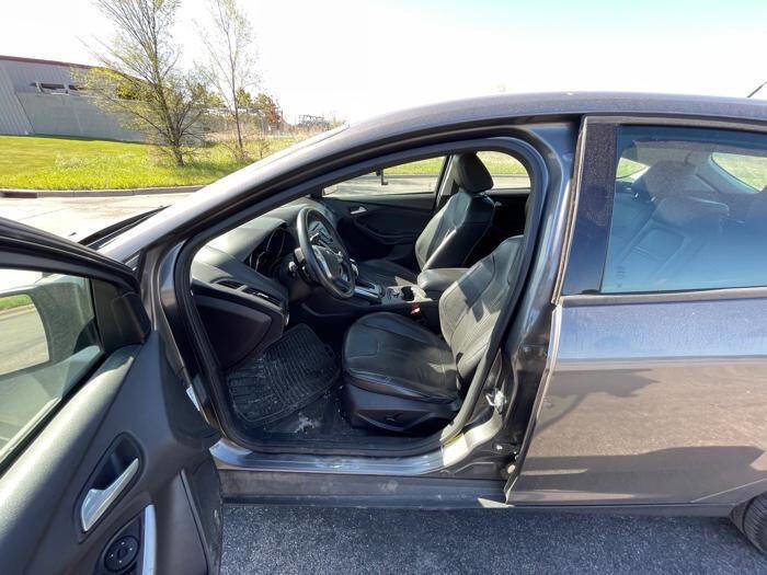 Used 2013 Ford Focus SE FWD image 21