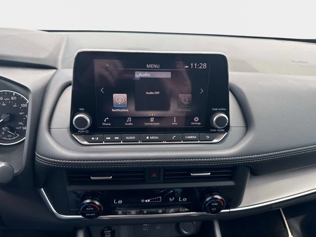 Certified 2026 Nissan Rogue SV FWD image 16